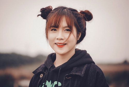 13 cách búi tóc đơn giản nhưng lên hình sống ảo tuyệt xinh của sao Việt